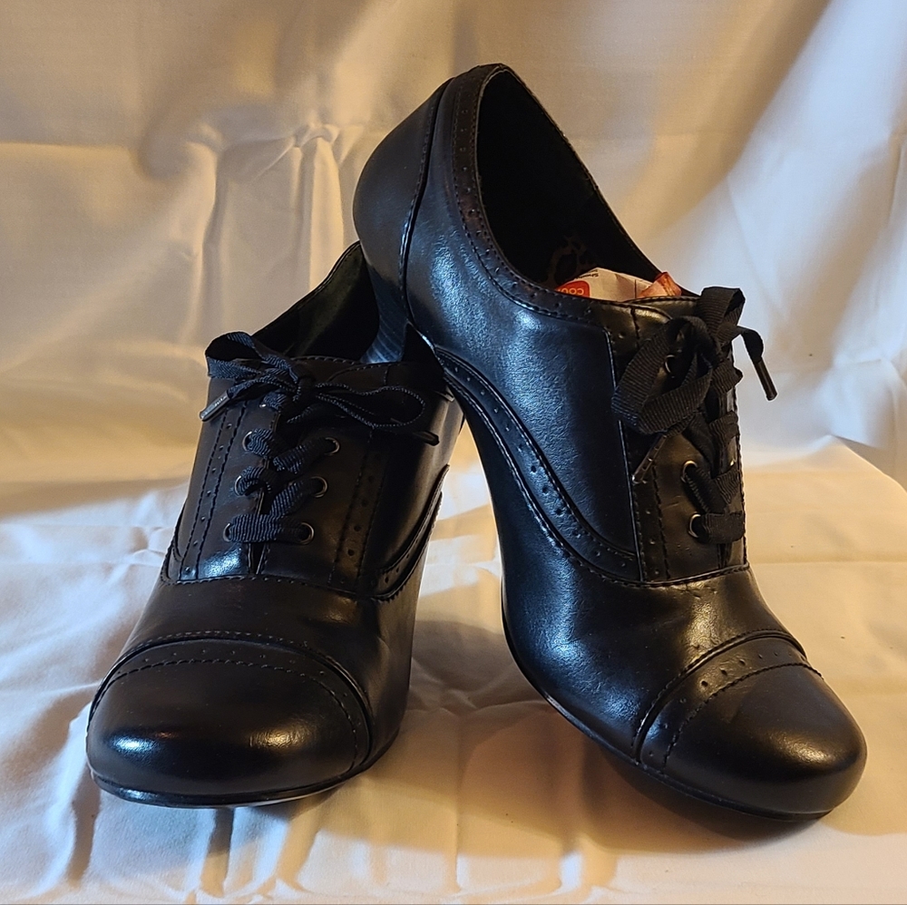 Mudd Kitten Oxfords